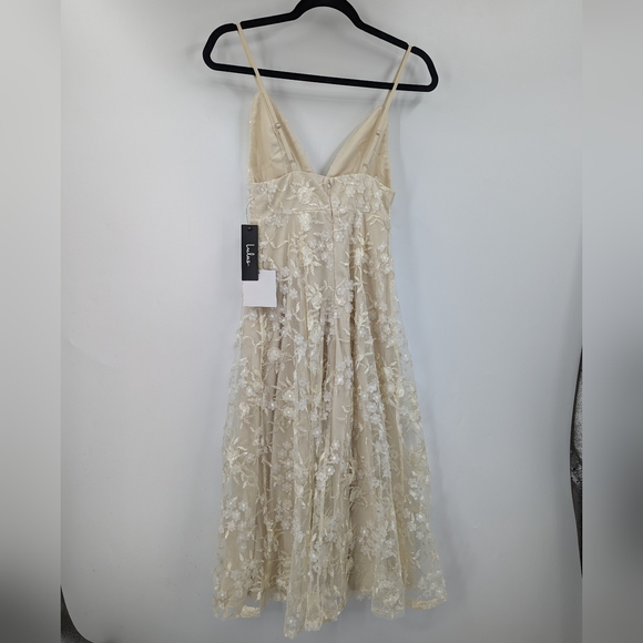 NWT LULU'S Flourishing Embroidered Lace Fit & Flare Midi Dress - Picture 10 of 10
